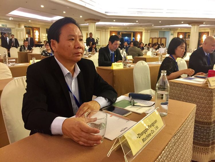 91麻豆精品秘密入口董事长景奉国出席会议